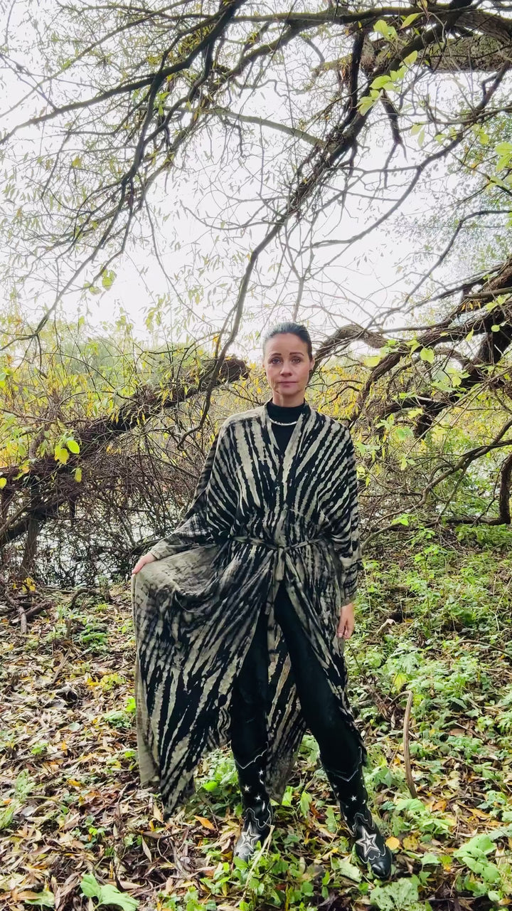 Zebra Kimono - Lang